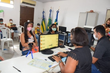 Ação no Povoado Central Ação no Povoado Central